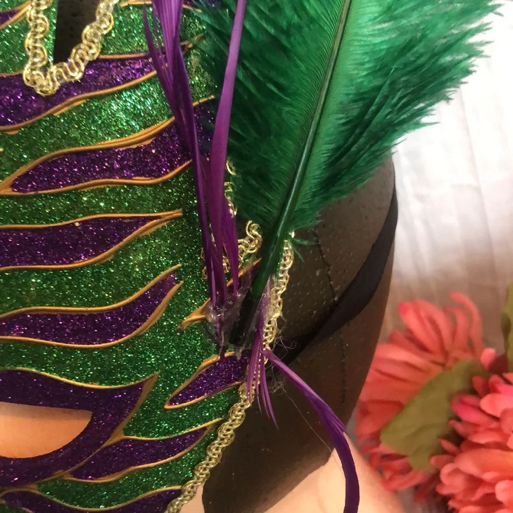 MARDI GRAS style lot of 2 masks Halloween costumes 1 NWT & 1 w/large feather